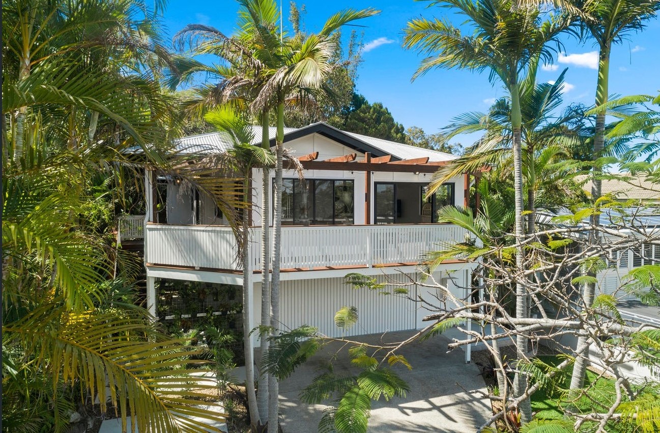 Front of LUXE Noosa — Berrima, Noosa Hill